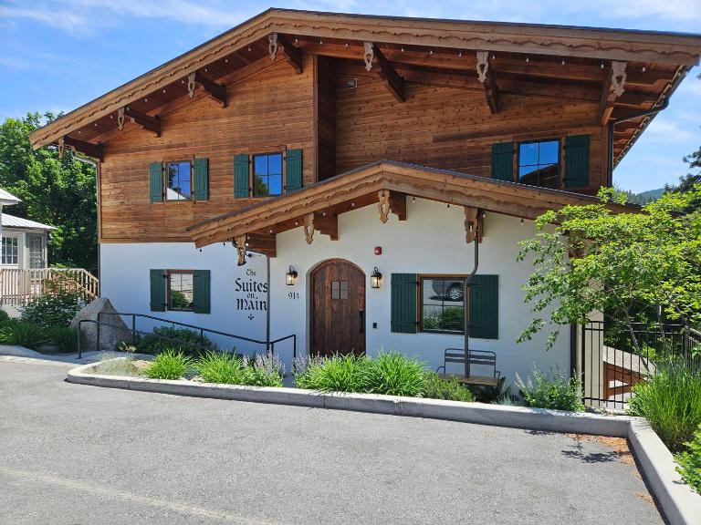 The Suites on Main - B&B Leavenworth