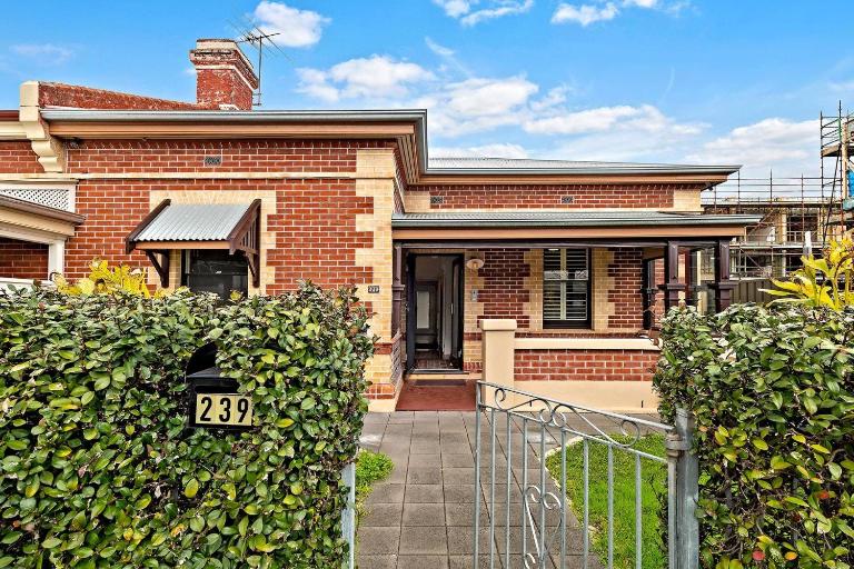 Azami - Charming Gilbert Cottage - B&B Adelaide