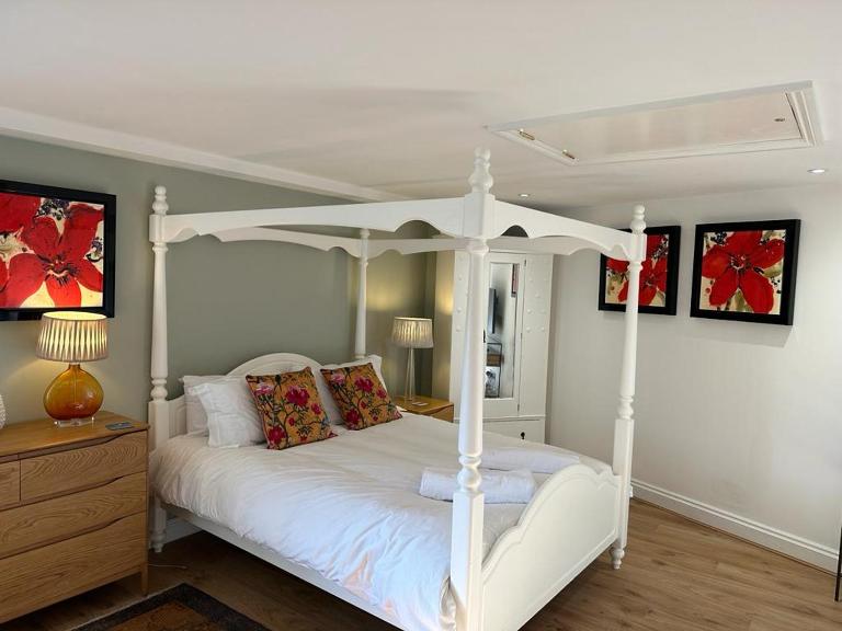 Goatchers Cottage & Goatchers Studio - B&B Findon