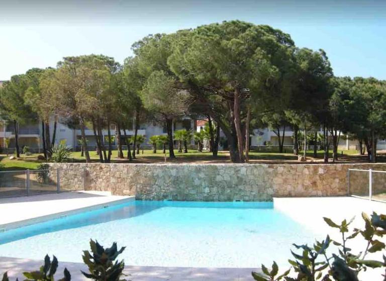 Appartement avec piscine - B&B Calvi