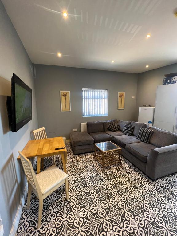 City West Apartments 3 bedroom large & modern Apartment - B&B Newcastle upon Tyne