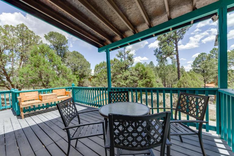 'Majestic Pines' Ruidoso Retreat w/ New Hot Tub! - B&B Ruidoso