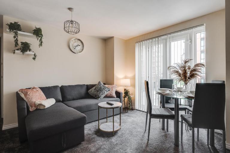 Stylish 2 Bed Manchester Flat - Chambres d'hôtes Manchester