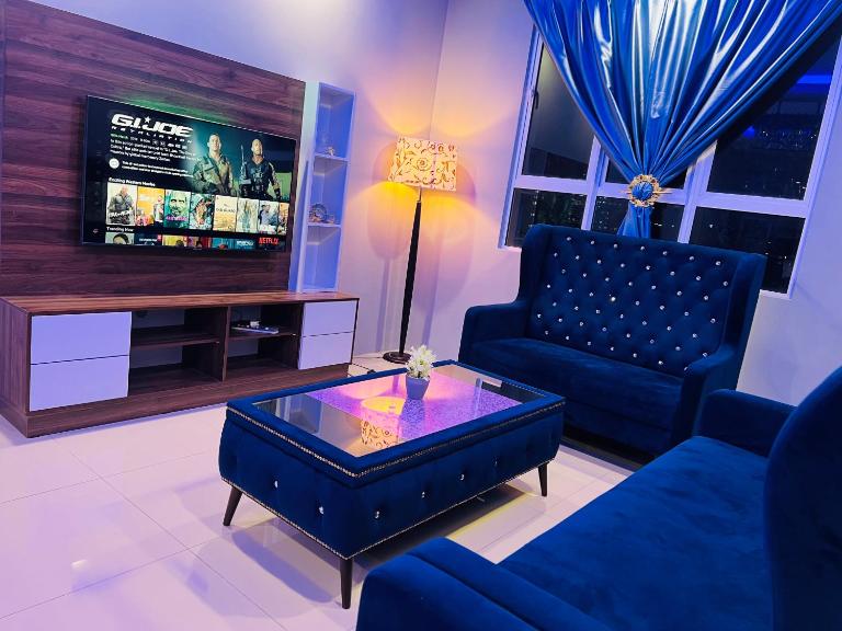 Aqira Homestay Ladang Tanjung Kuala Terengganu with POOL - B&B Kuala Terengganu