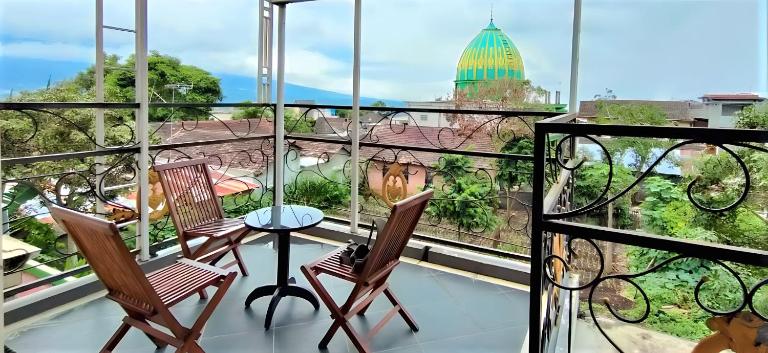 Omahomy villa di Batu - Full House - B&B Batu