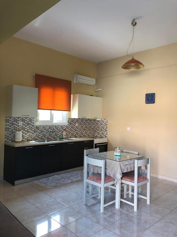 THE CENTER - B&B Ksiropigado