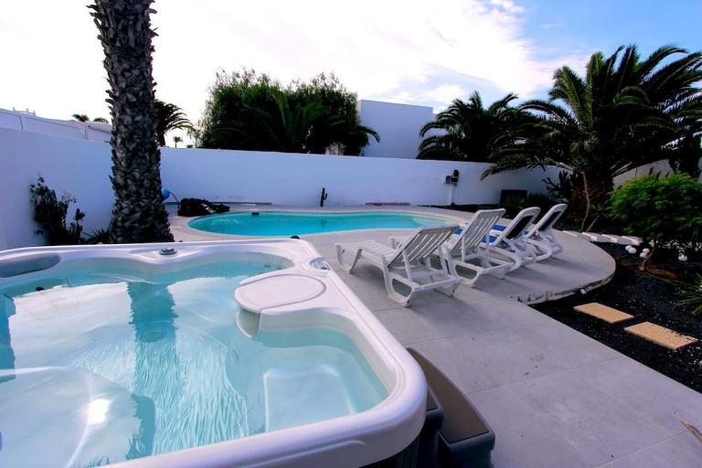 Casa Alizée, heated pool, hot tub - Ferienwohnung Playa Blanca