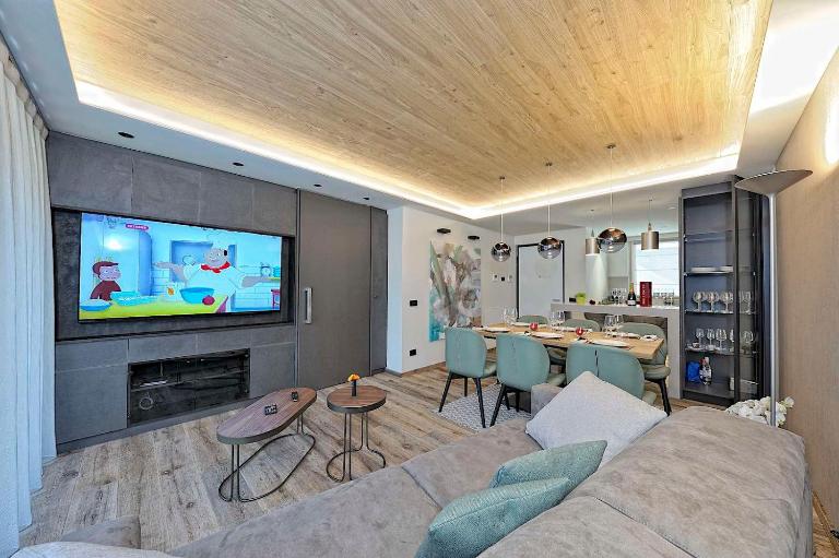 Lux Domotic Apt-Chalet Dolomites - B&B Pinzolo