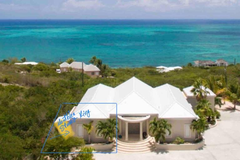 King Bedroom Suite at ParadiseOneVilla Turks and Caicos Islands - B&B Providenciales