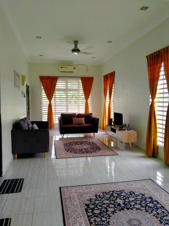 Homestay Haji Din Tronoh Perak - B&B Teronoh
