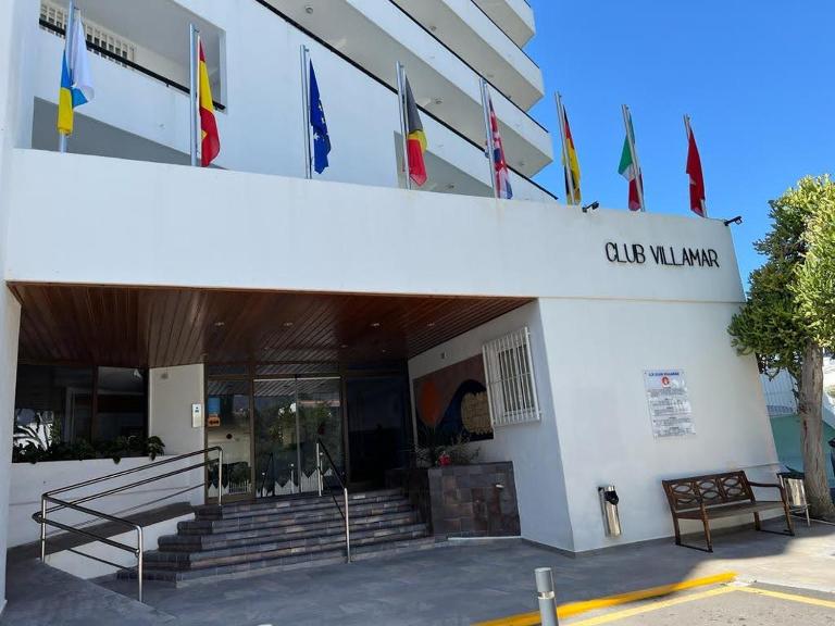 SUNNY 3Bed APARTMENT IN THE COSTA ADEJE WITH THE OCEAN VIEW ON THE 1st COASTLINE - B&B Adeje