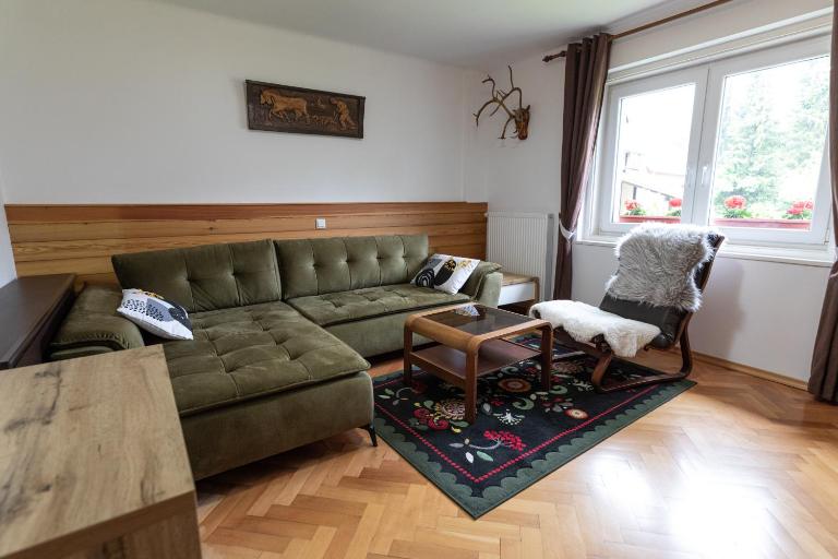 Sobe v Gozdu - B&B Gozd–Martuljek