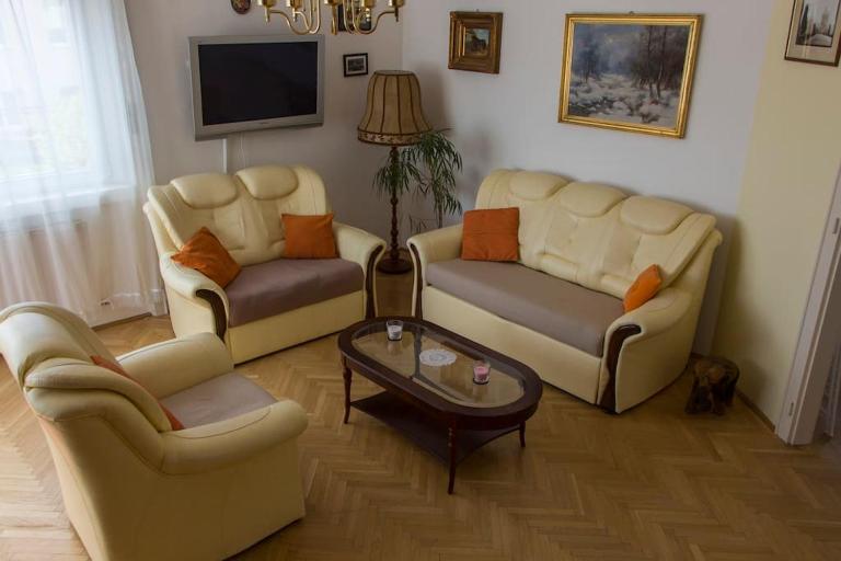 Karolina Apartman - Ferienwohnung Győr