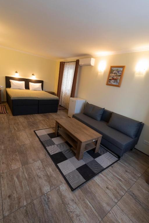 Taverna & Rooms - Chambres d'hôtes Sutivan