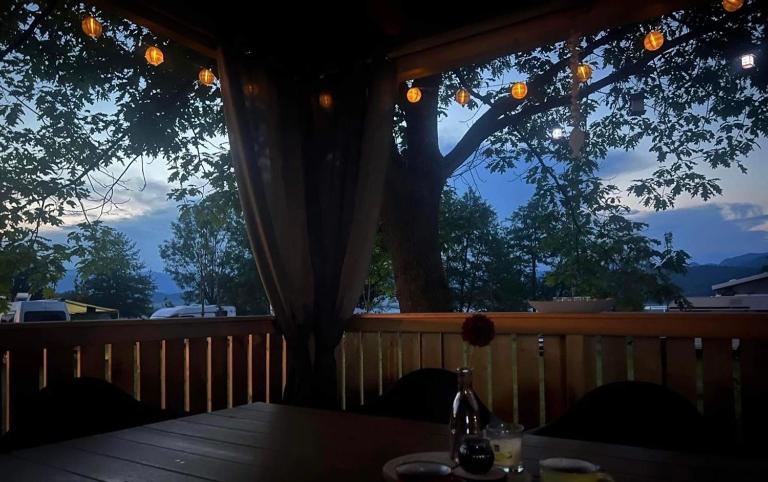 Mobilna hiška pogled na jezero - Bed and Breakfast Velenje