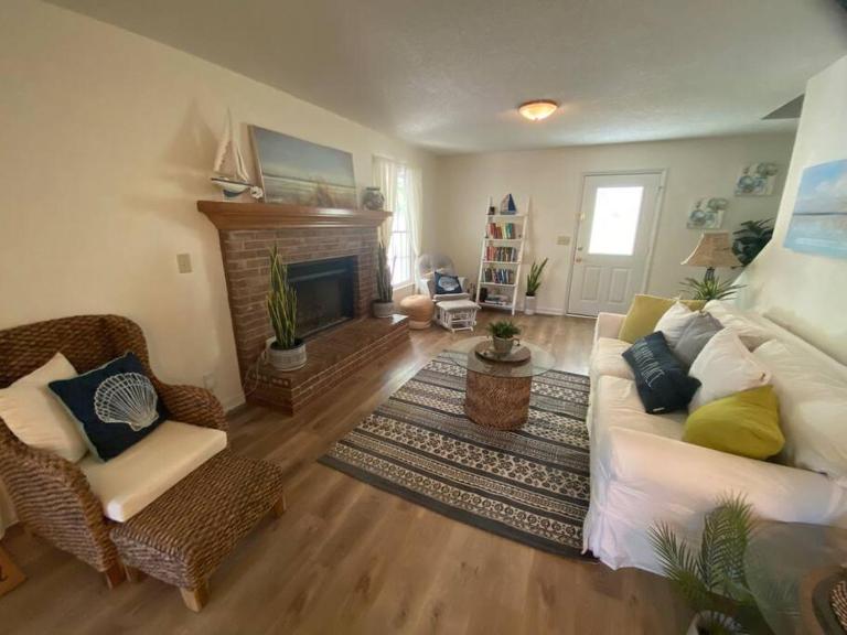 Your Own Lakehouse - B&B Macon