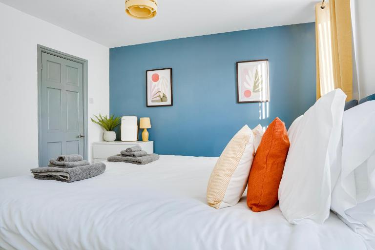 Cosy 3 bedroom house near Anfield Stadium - Ferienwohnung Liverpool