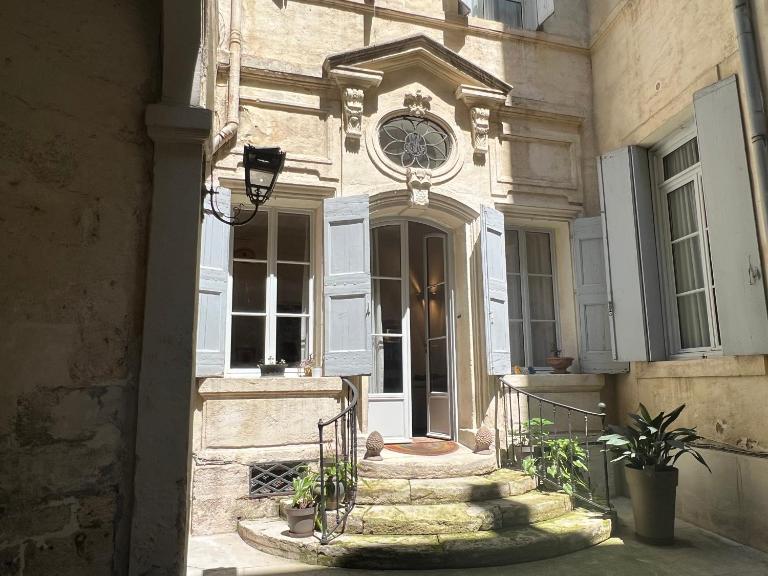 Courbet's bachelor pad - B&B Montpellier