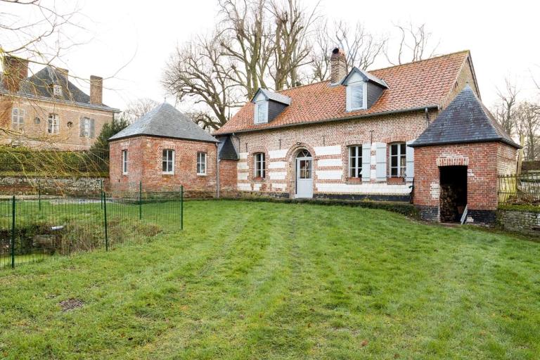 Château D'arry Maison de Vacance - B&B Arry