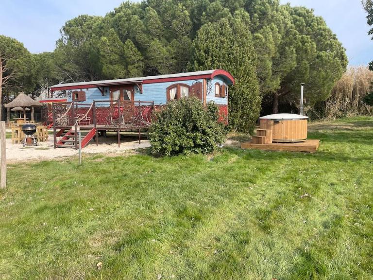 Le Pont Rouge Roulotte - Ferienwohnung Sylvéréal