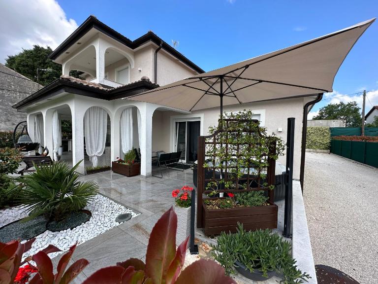 Villa Zonta Apartment Maremi with private jacuzzi - B&B Buje
