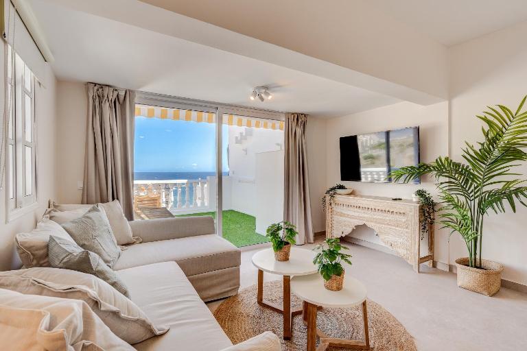 Good Mood Sunny Seaview - B&B Callao Salvaje