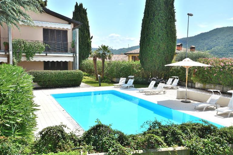 Apartment Montebaldo With Pool - Chambres d'hôtes Garda