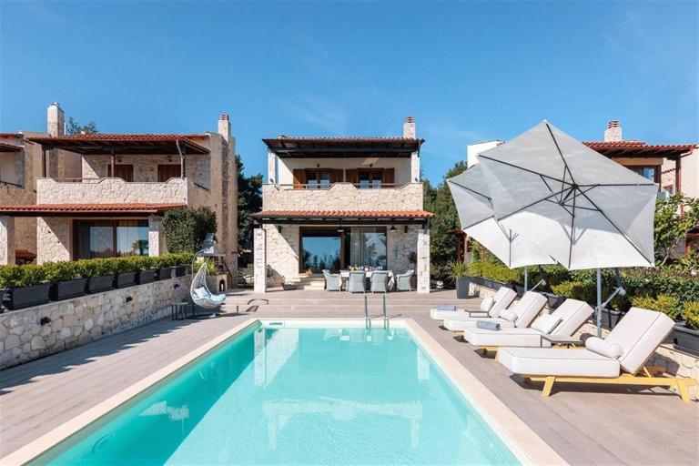 The Stone of Zeus Villa Afitos 4 bedrooms 14 guests - Ferienwohnung Afytos
