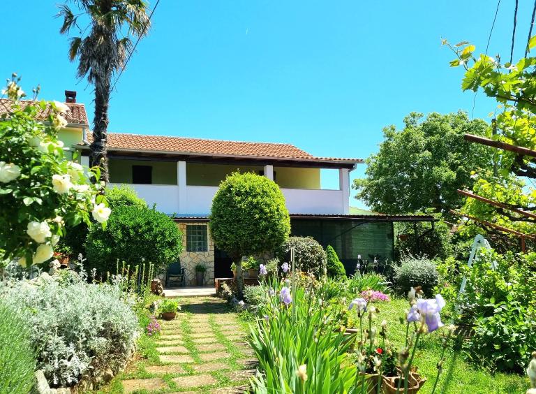 Apartment Melanie - B&B Skrbčići