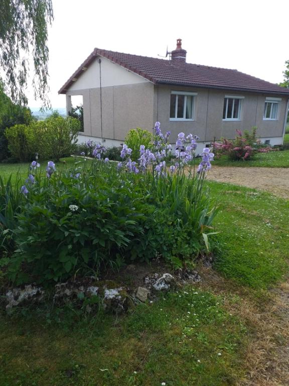 La maison d'Ormancey - Bed and Breakfast Mont-Saint-Jean