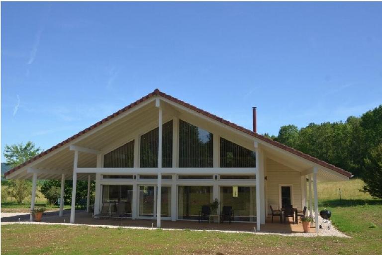 Chalet Bien Etre - 150m² - Avec Sauna & Balnéo - Les 4 saisons - Lac de Chalain - Ferienwohnung Marigny