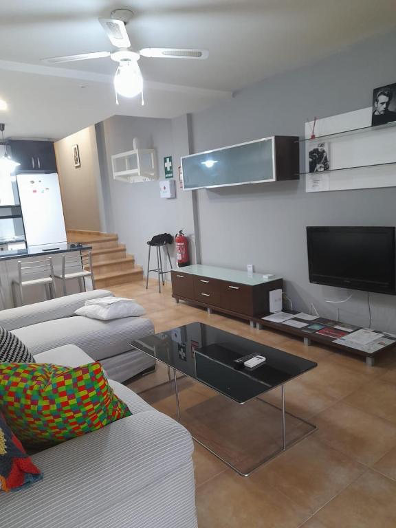 ALOJAMIENTO LOS DINOSAURIOS - B&B Cuenca