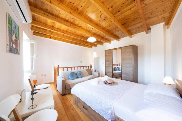 Costas Vlachos Appartement by Corfu Stay Solutions - Bed and Breakfast Mármaron