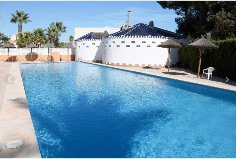VILLA ARTEP Lujoso apartamento con piscina comunitaria - Ferienwohnung Cartagena