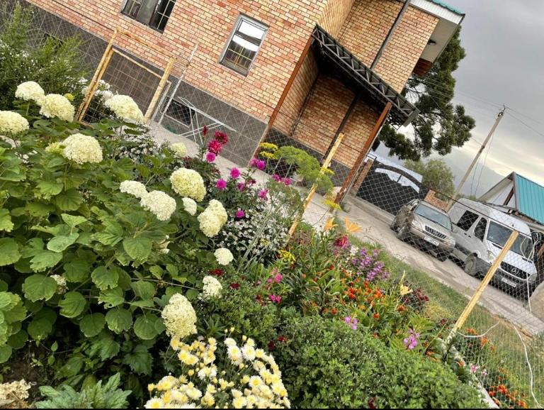 Guest house AITURGAN Kazarman Monte - B&B Kazarman