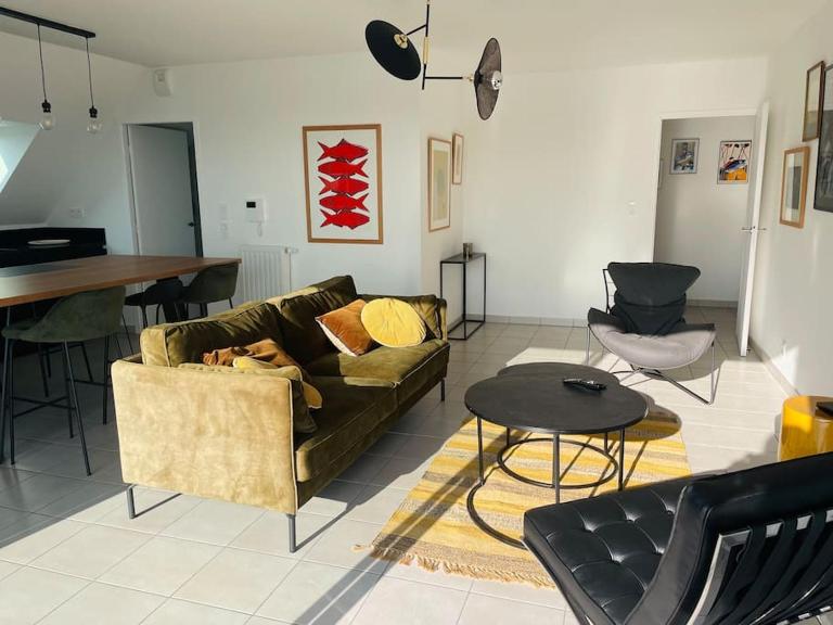 Appartement lumineux et spacieux, terrasse et parking privé - B&B Concarneau