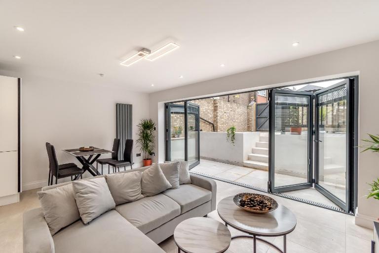Entire Garden Flat with Parking - Portobello Road - B&B Londra