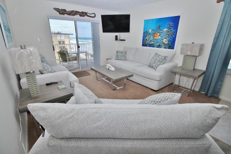 Sea Coast Condominium 518 - B&B New Smyrna Beach