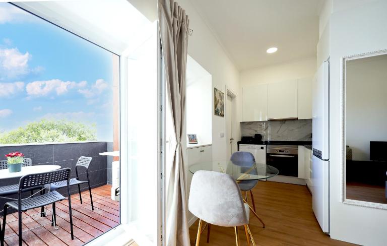 Apartment Ajuda Tagus (ground floor) - B&B Lisbona