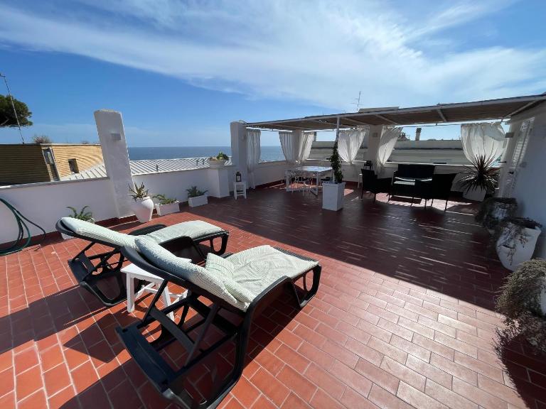 La terrazza sul mare - B&B Santa Marinella