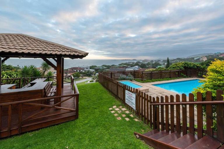 Modern & Tranquil Mitai House - B&B Brenton-on-Sea