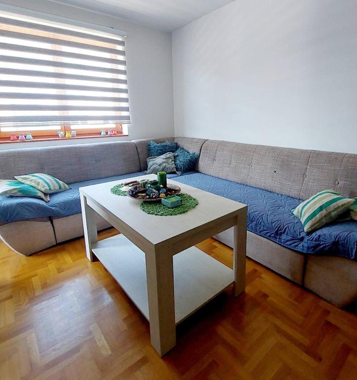 Apartman Teo - Ferienwohnung Lukavica