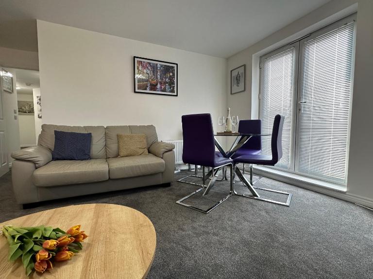 Superb 2 bedroomed apartment - Ferienwohnung Great Oakley
