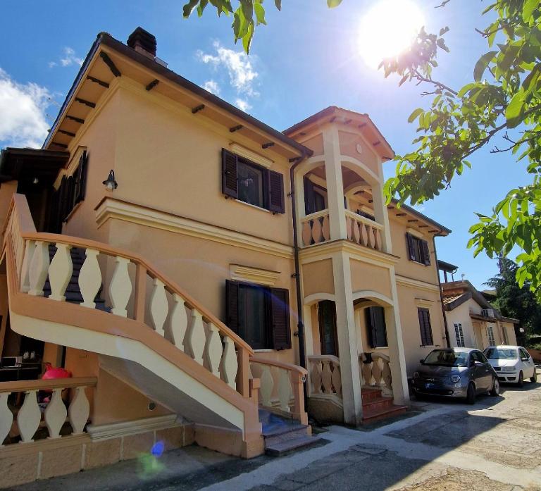 La Corte Liberty Rosa - B&B Iglesias