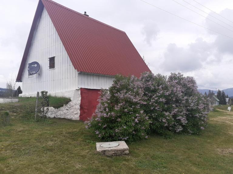 Žabljak izdavanje kuce - B&B Zabljak