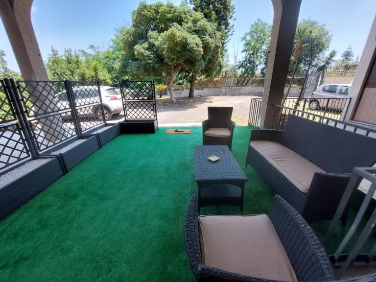 Crystal Green Holidays - Ferienwohnung Catania