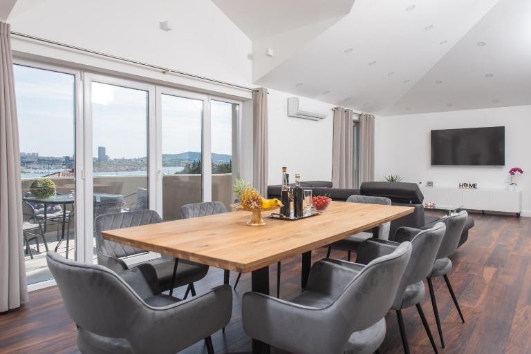 Apartman Anastazije Deluxe - Ferienwohnung Solin