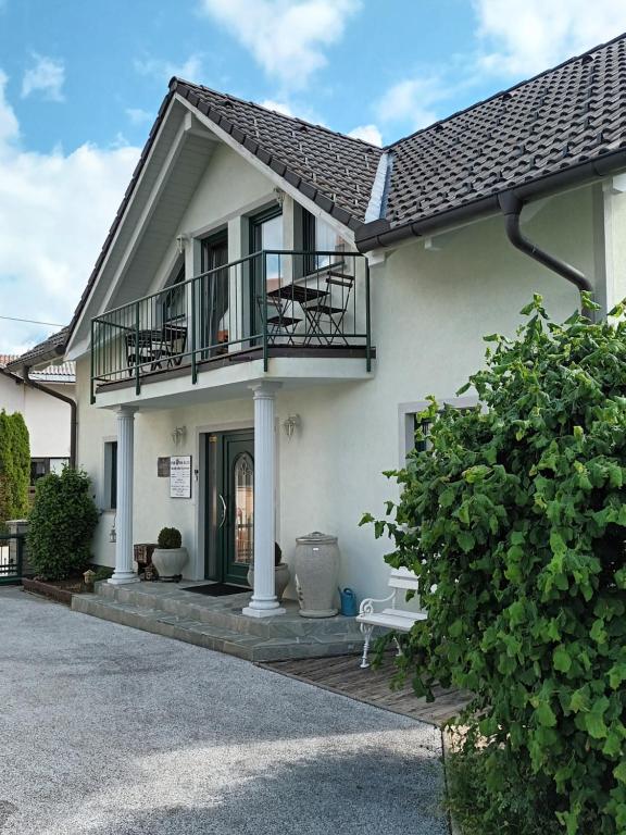 Apartments Pika Bled - Ferienwohnung Bled