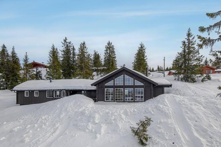 Holiday home in beautiful Sjusjøen, near Lillehammer - Bed and Breakfast Ringsaker