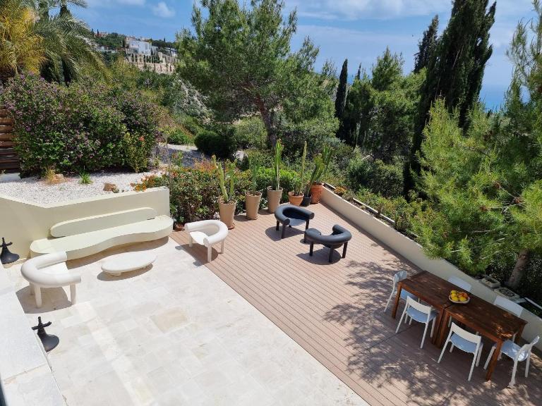 EXQUISITE GOLF VILLA with Sea, 8Tee, Green Views, in Aphrodite Hills Golf Resort - Ferienwohnung Kouklia